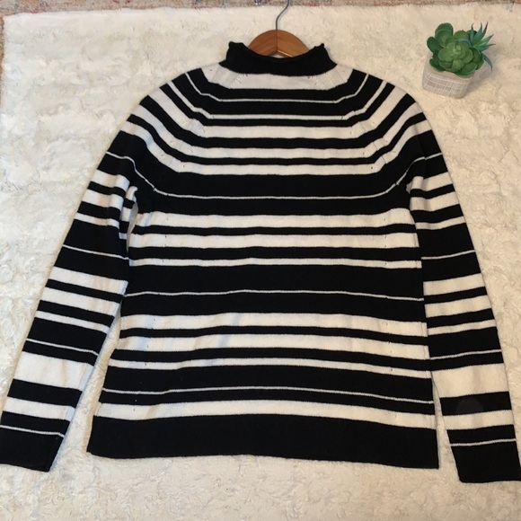 Nwt Gap Merino wool blend black & white striped mock neck sweater - Picture 7 of 8